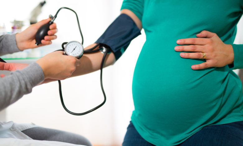 Hypertensive being pregnant circumstances joined to imminent cardiac conditions
